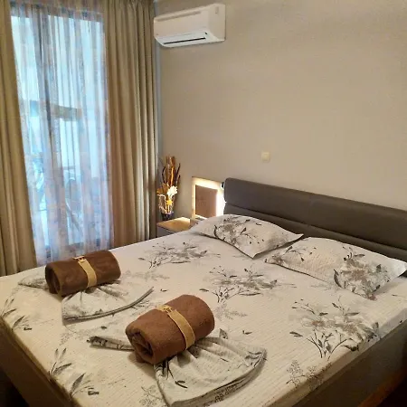 Aparthotel Melody *