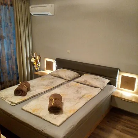 Melody Aparthotel *